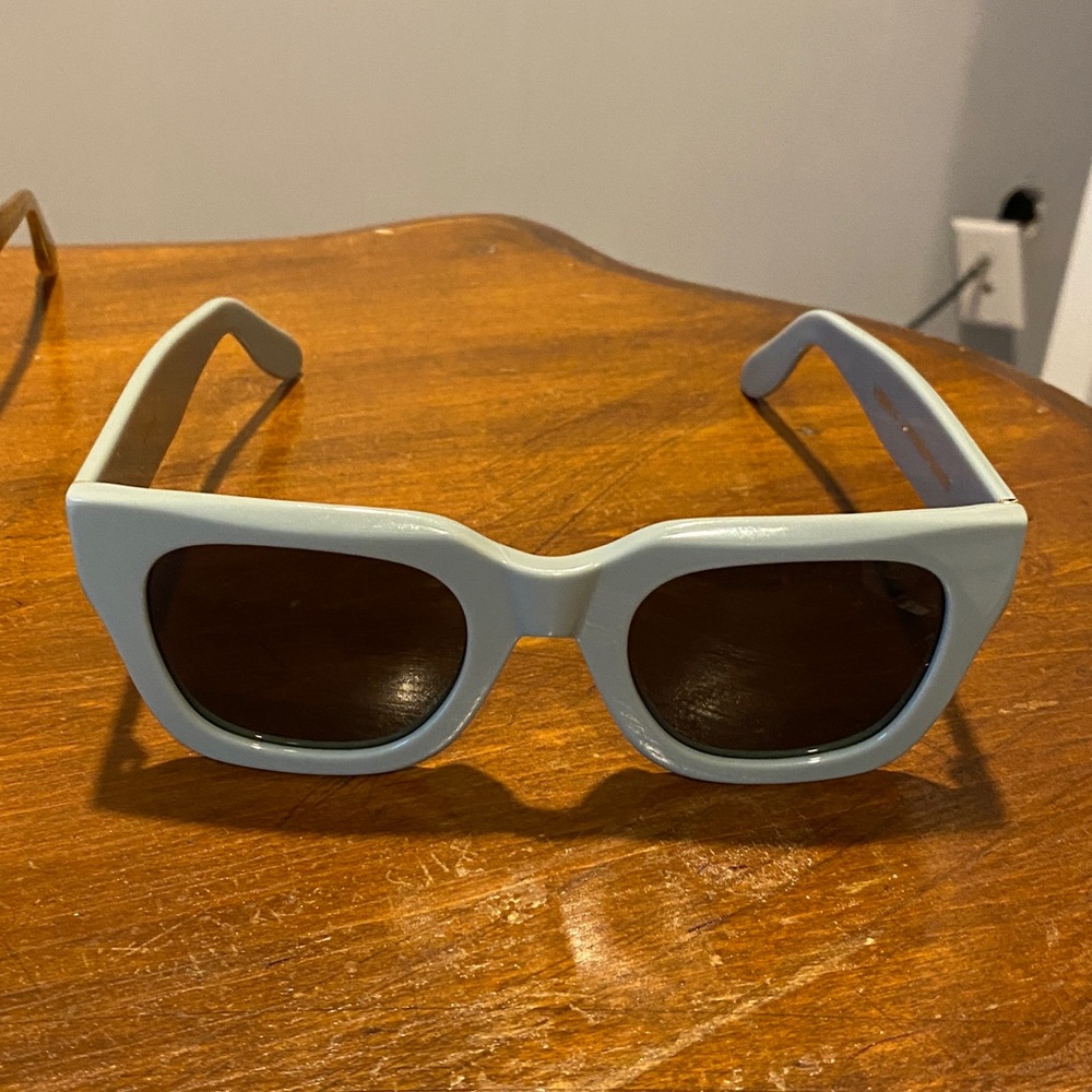 Free People sunnies